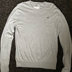 Hollister sweater